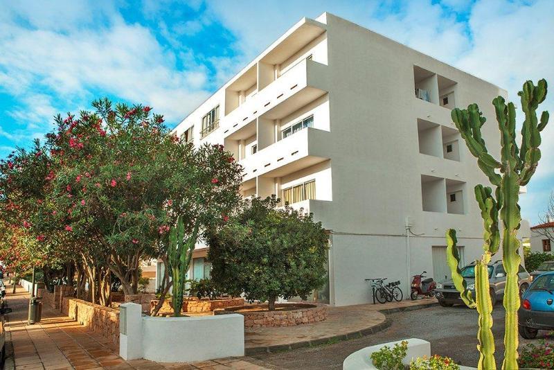 Maria Hotel Es Pujols Buitenkant foto